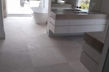 contratar empresa reformas baños madrid